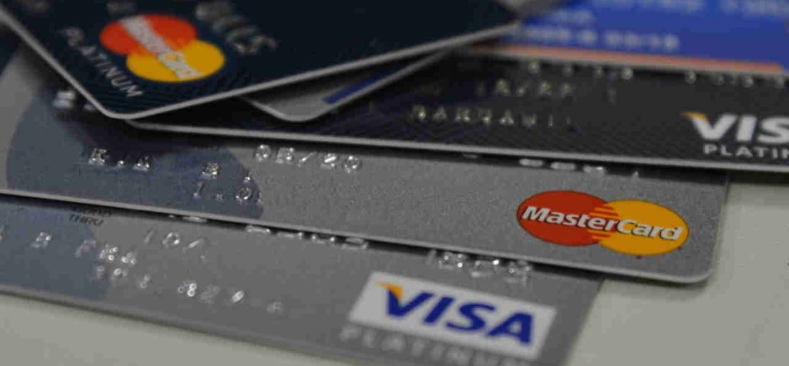 Número de usuários de cartão de crédito aumentou mais de 30%