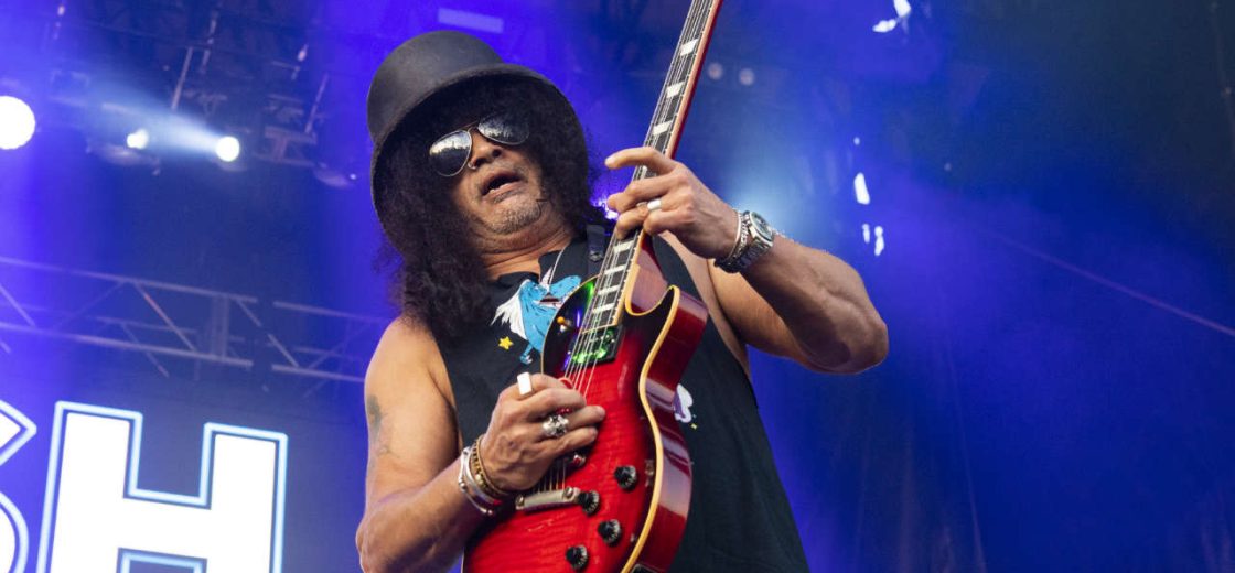 Slash, guitarrista do Guns N’ Roses, se irrita com memecoin