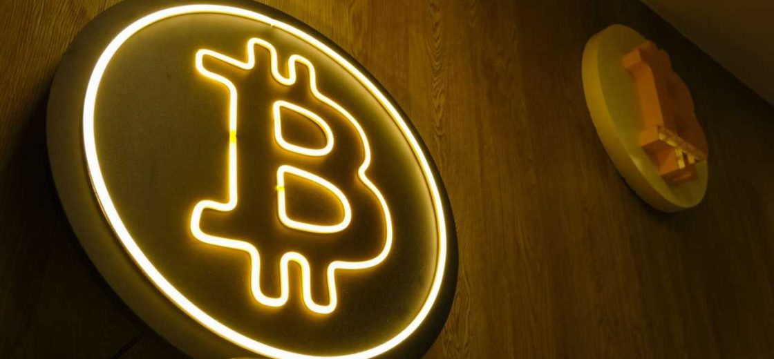 Bitcoin bate recorde